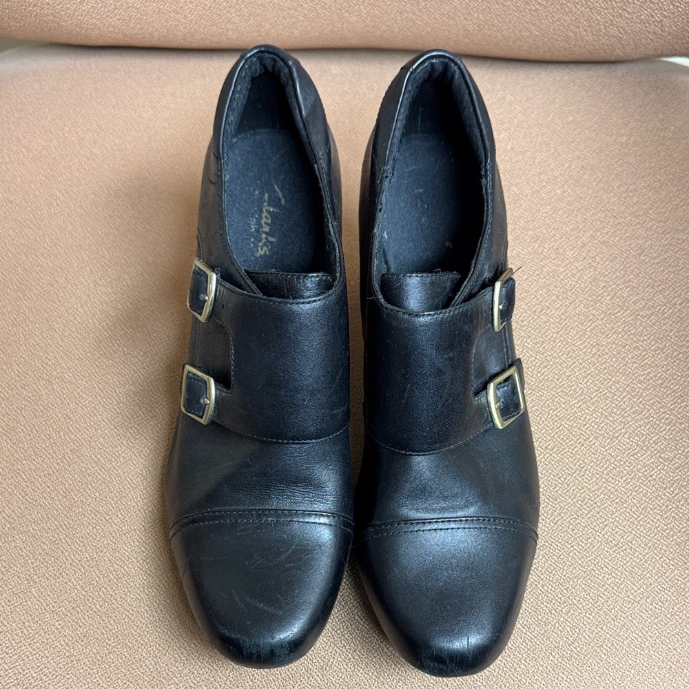 Clark’s  Bendable Leather Women's Shoes